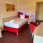 호텔 Hochsauerland 2010 4*